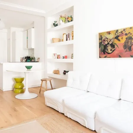 Charming Apartment Bastille Apartment *